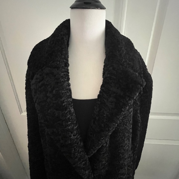 Woman’s Black Zara coat size M - Picture 2 of 9